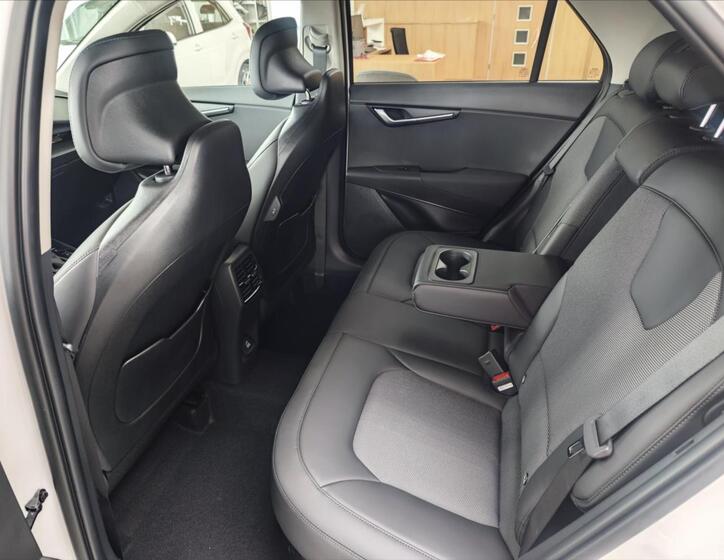 KIA Niro 11