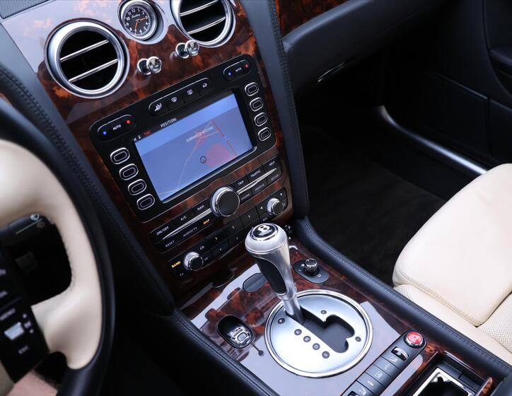 Bentley Flying Spur 26