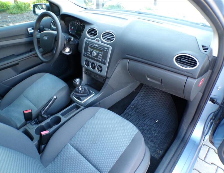 Ford Focus 23