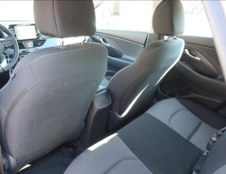 Hyundai i30 12