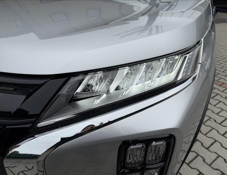 Mitsubishi ASX 25