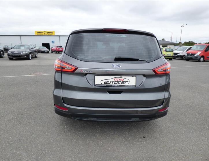 Ford S-MAX 4