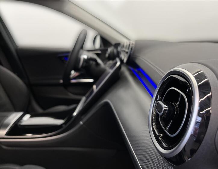 Mercedes-Benz Třídy C 17