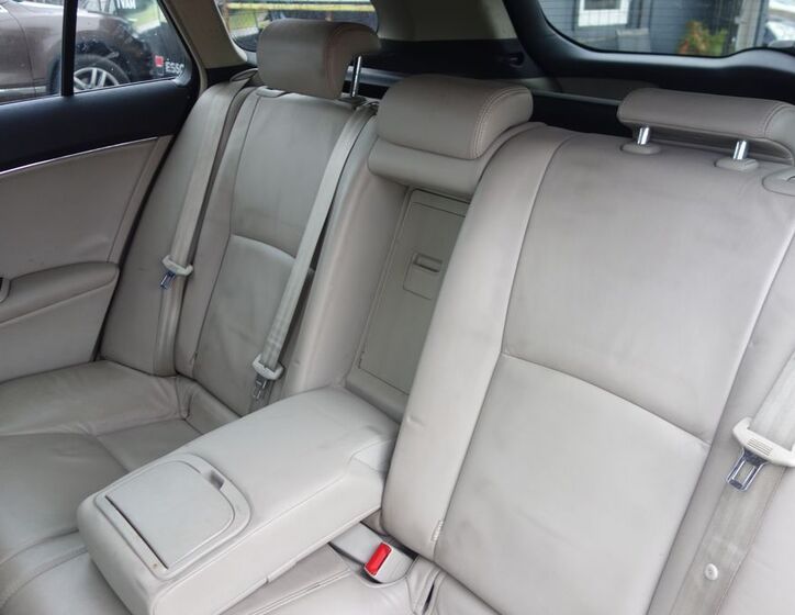 Toyota Avensis 22
