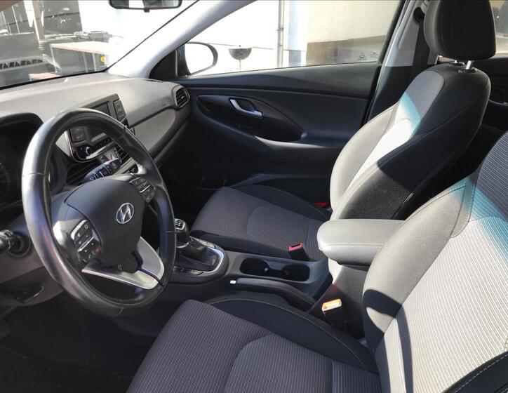 Hyundai i30 6