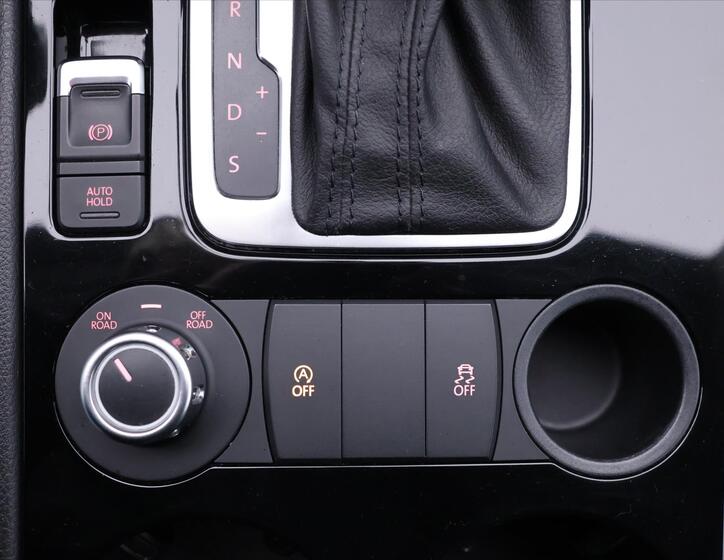 Volkswagen Touareg 32