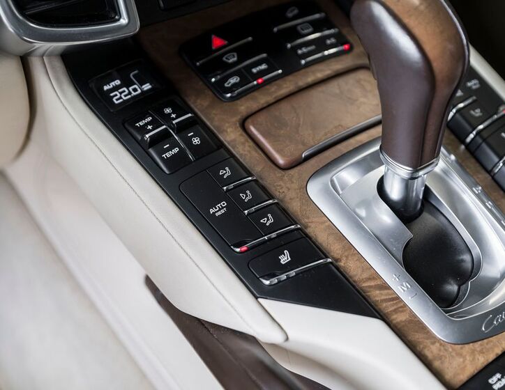 Porsche Cayenne 17