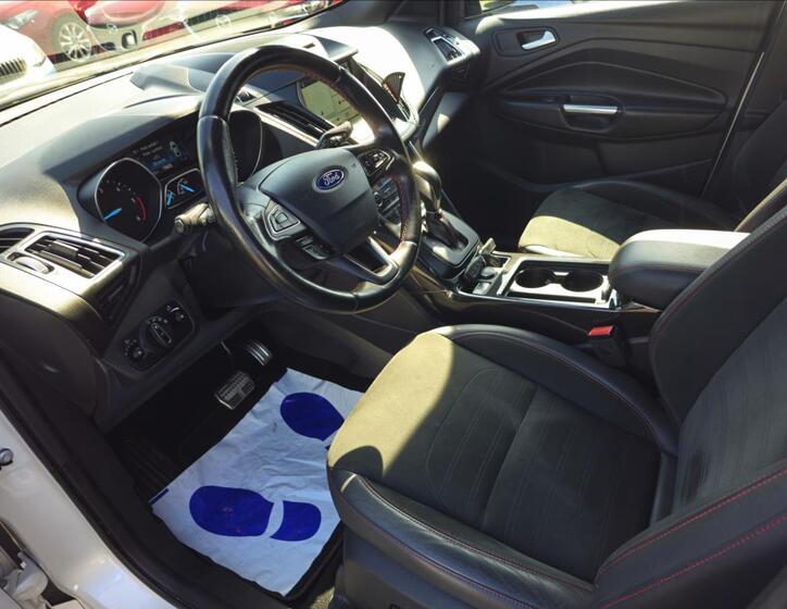 Ford Kuga 10