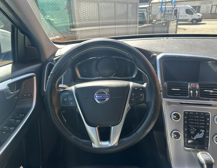 Volvo XC60 12