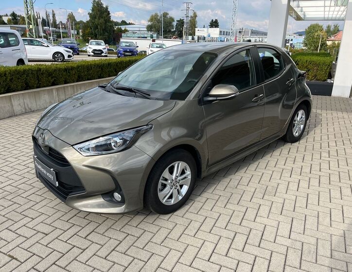 Toyota Yaris 2