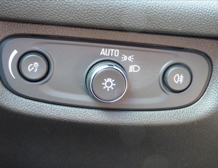Opel Insignia 16