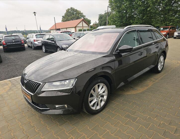 Škoda Superb 3