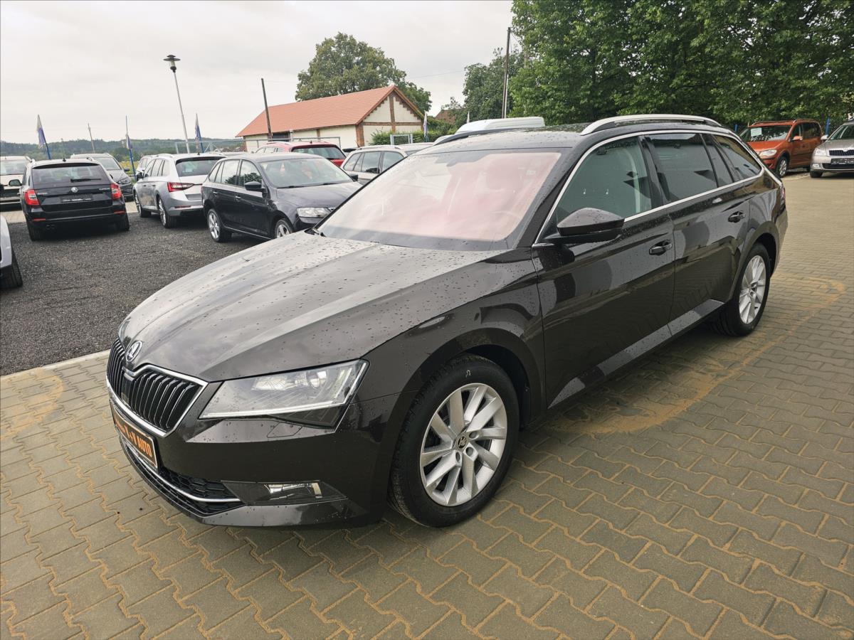 Škoda Superb