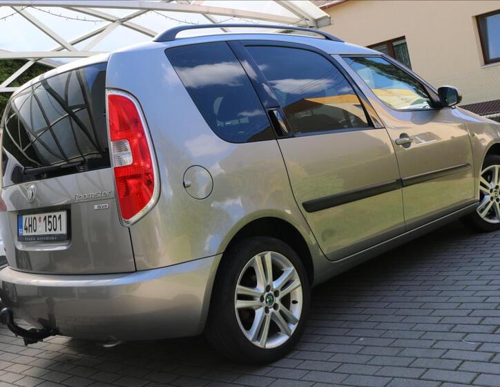 Škoda Roomster 9
