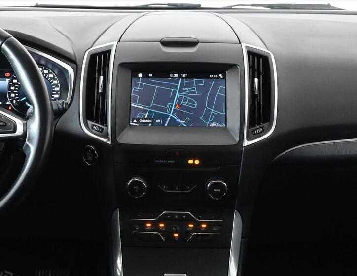 Ford S-MAX 12