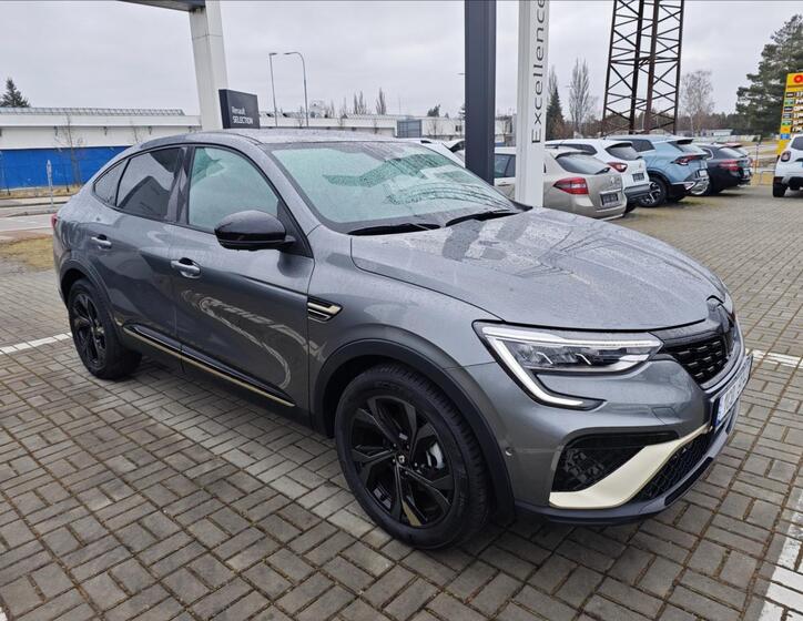 Renault Arkana 8