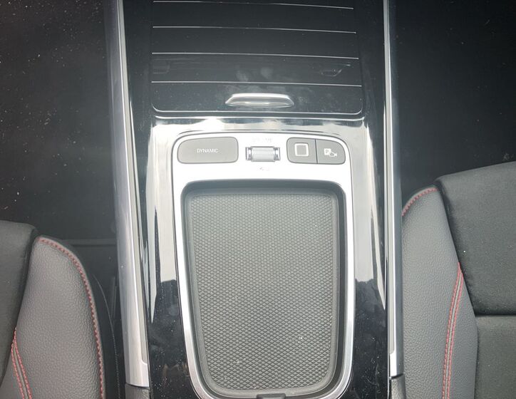 Mercedes-Benz GLA 20