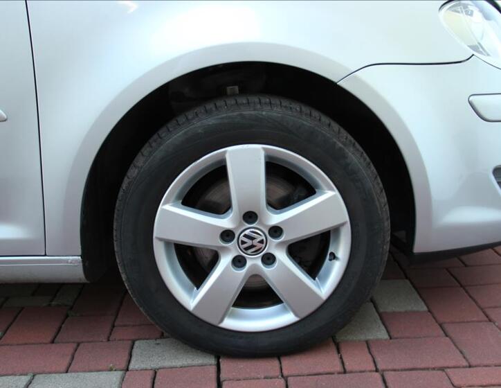 Volkswagen Touran 38