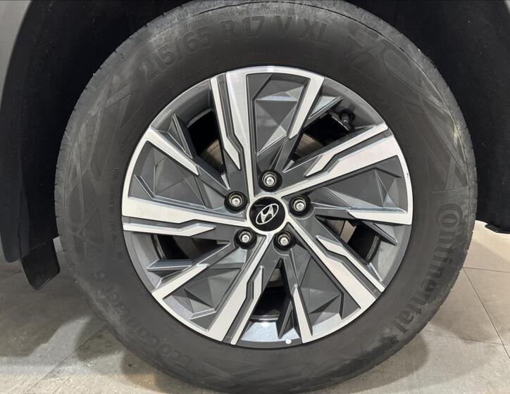 Hyundai Tucson 7