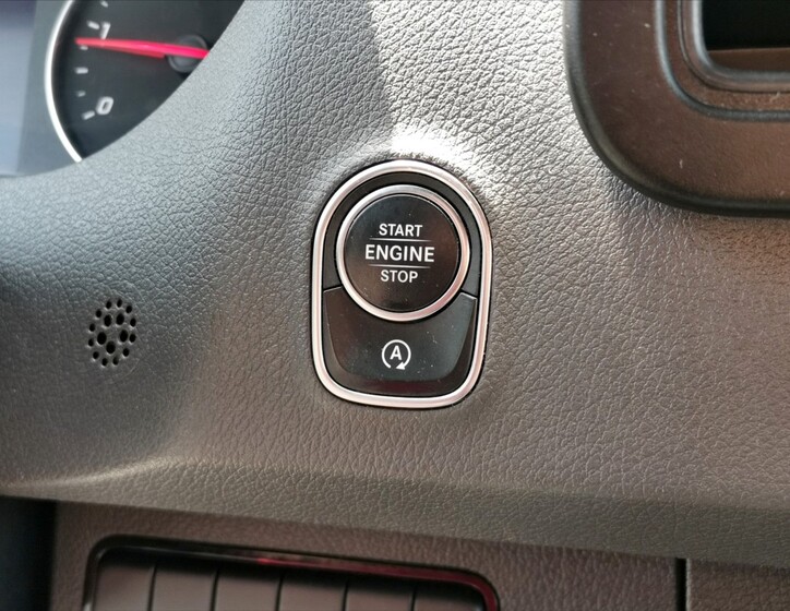 Mercedes-Benz Sprinter 12