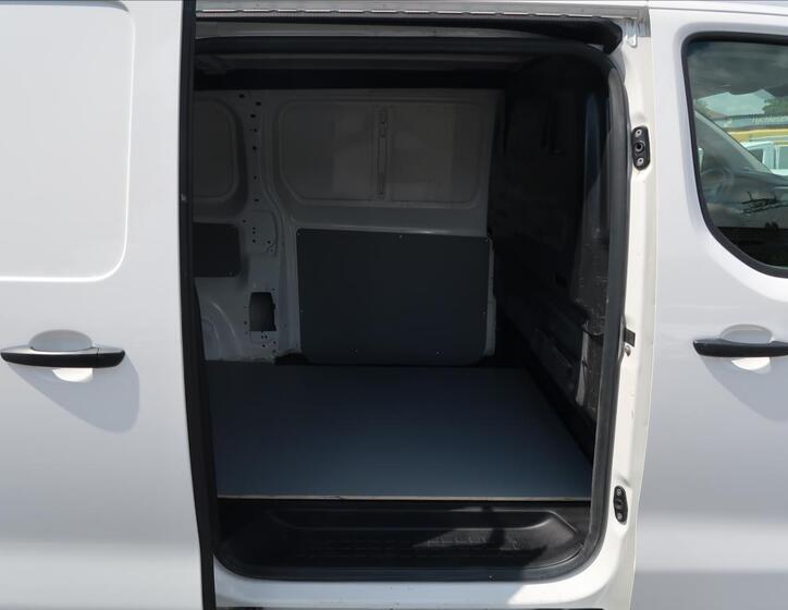 Peugeot Expert 17
