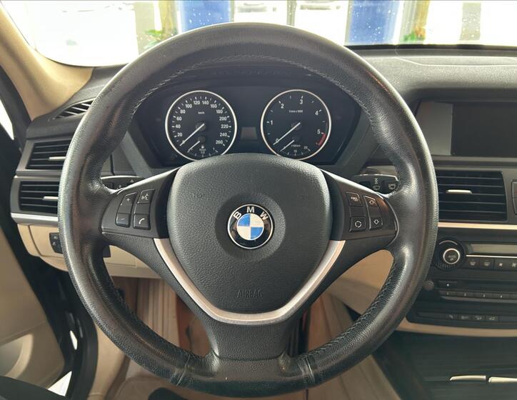 BMW X5 11