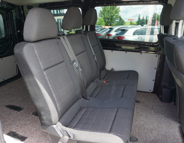 Mercedes-Benz Vito 14