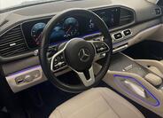 Mercedes-Benz GLE 9