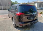 Opel Zafira 10