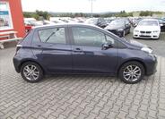 Toyota Yaris 8