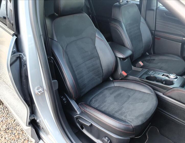 Ford Kuga 11