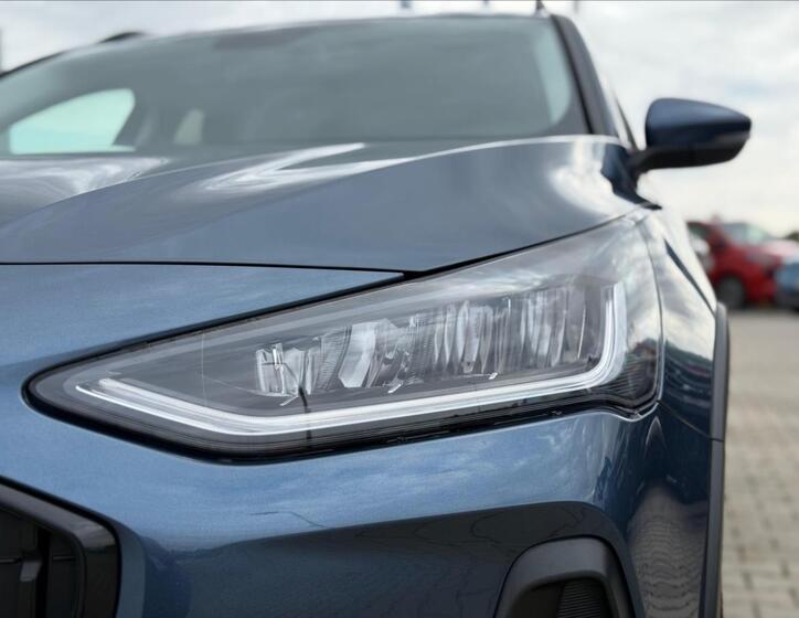 Ford Focus 10