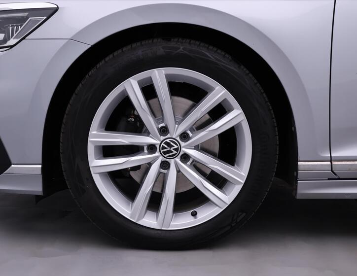 Volkswagen Passat 32