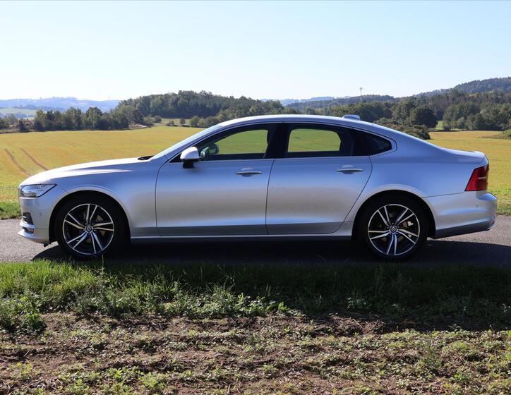 Volvo S90 3