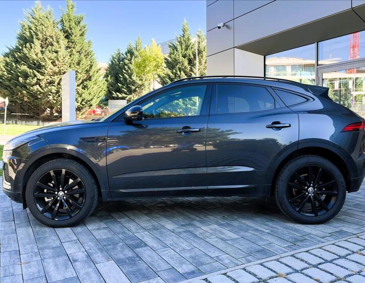 Jaguar E-Pace 2