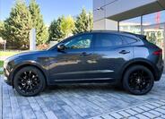Jaguar E-Pace 2
