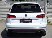 Volkswagen Touareg 5