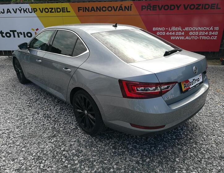 Škoda Superb 4