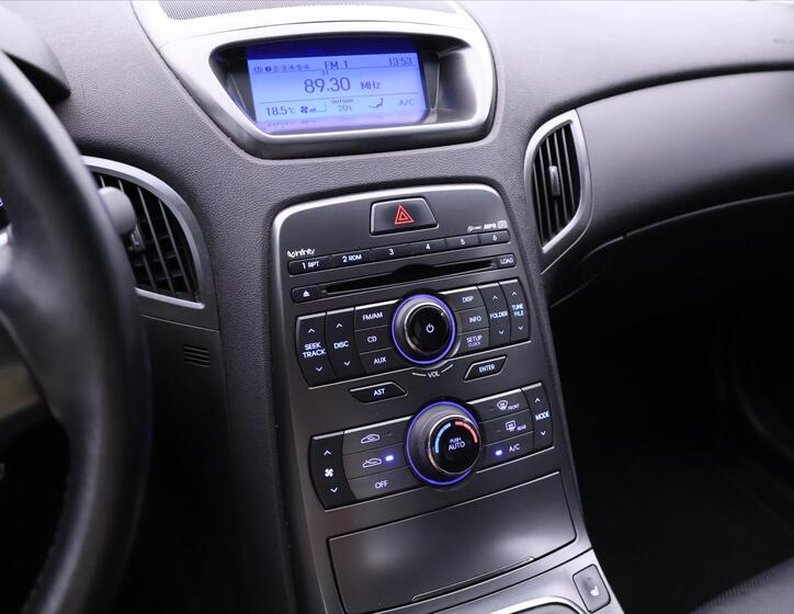 Hyundai Genesis 23
