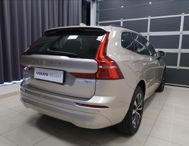 Volvo XC60 6