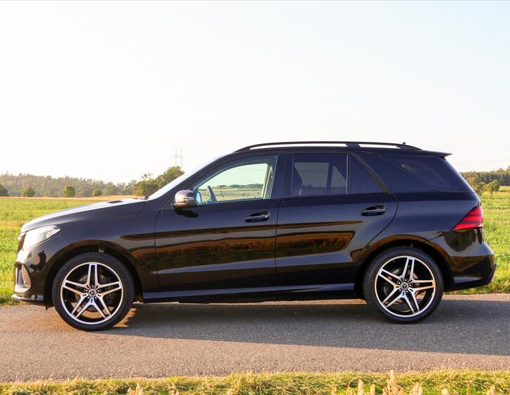 Mercedes-Benz GLE 4