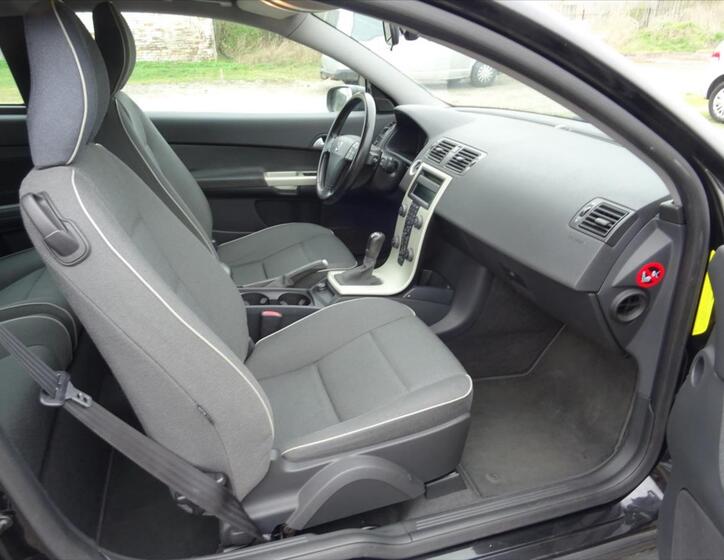 Volvo C30 13