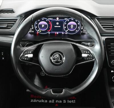 Škoda Superb 16