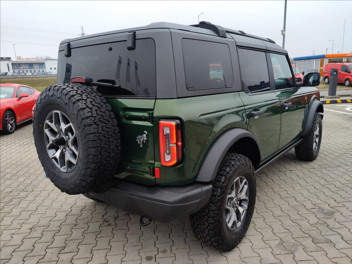 Ford Bronco