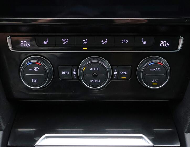 Volkswagen Passat 24
