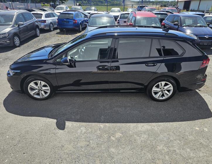 Volkswagen Golf 11