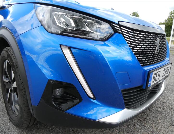Peugeot 2008 5