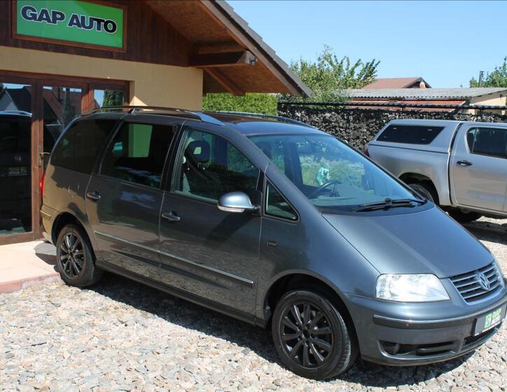 Volkswagen Sharan 1