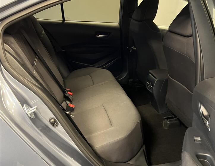 Toyota Corolla 12