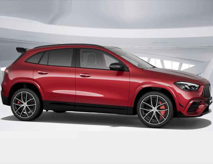 Mercedes-Benz GLA 3